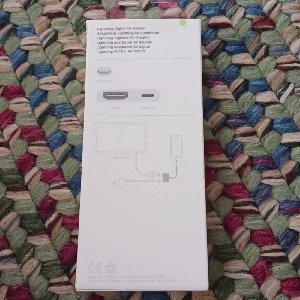 Apple lightning to Digital AV